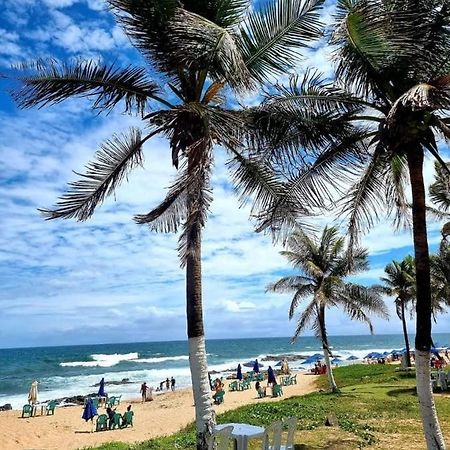 Kitnets Itapua Residencia - 1 Minuto De Caminhada Ate A Praia Salvador Exterior photo