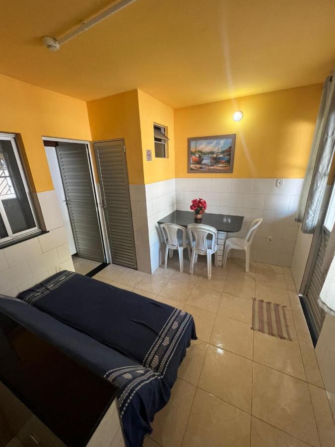 Kitnets Itapua Residencia - 1 Minuto De Caminhada Ate A Praia Salvador Exterior photo
